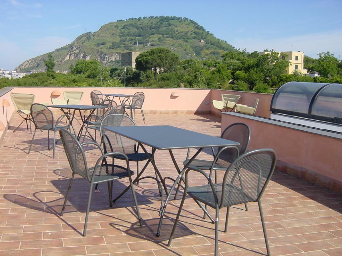 Flegrea House Aparthotel Ποτσουόλι Εξωτερικό φωτογραφία