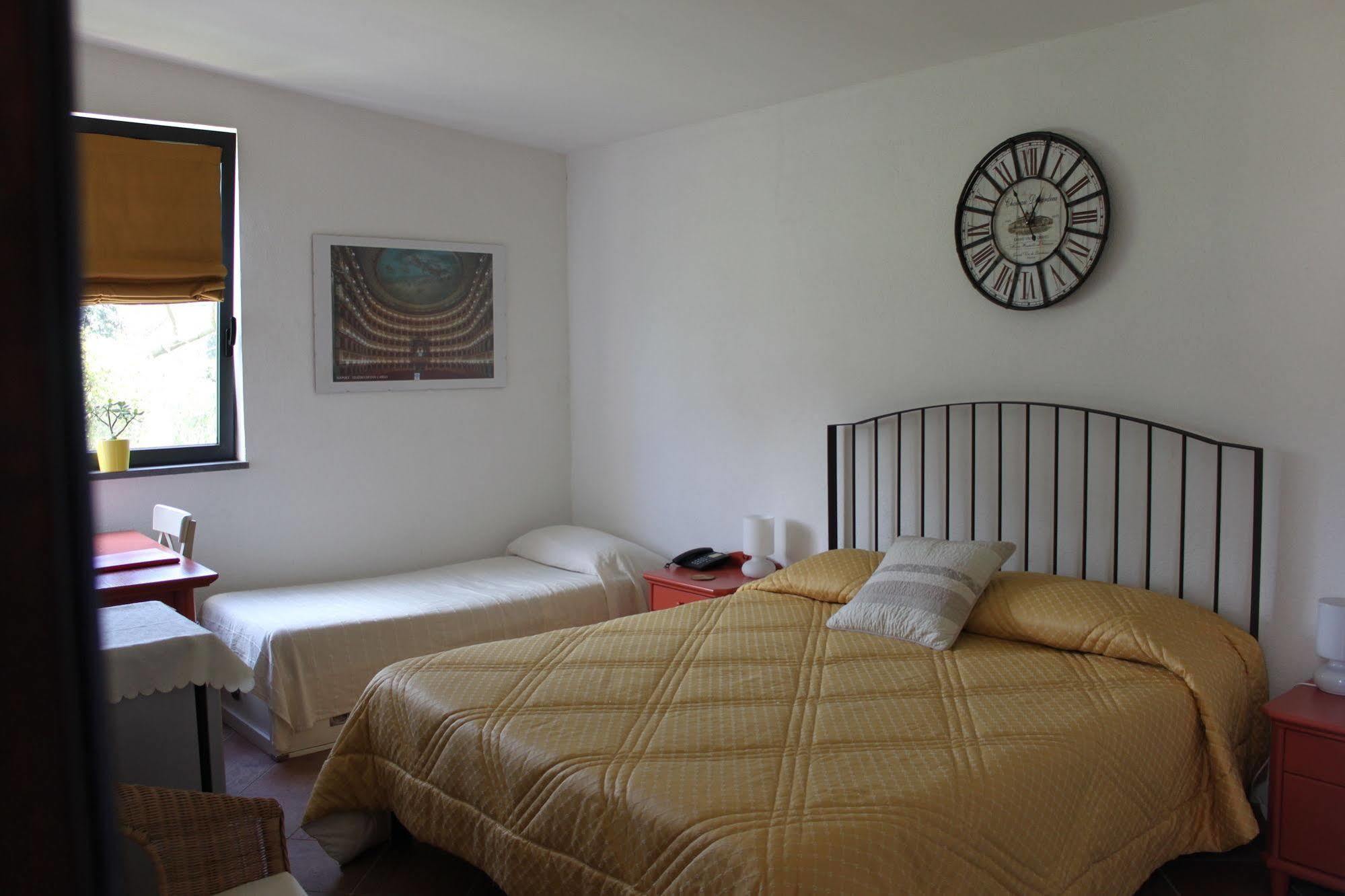 Flegrea House Aparthotel Ποτσουόλι Εξωτερικό φωτογραφία