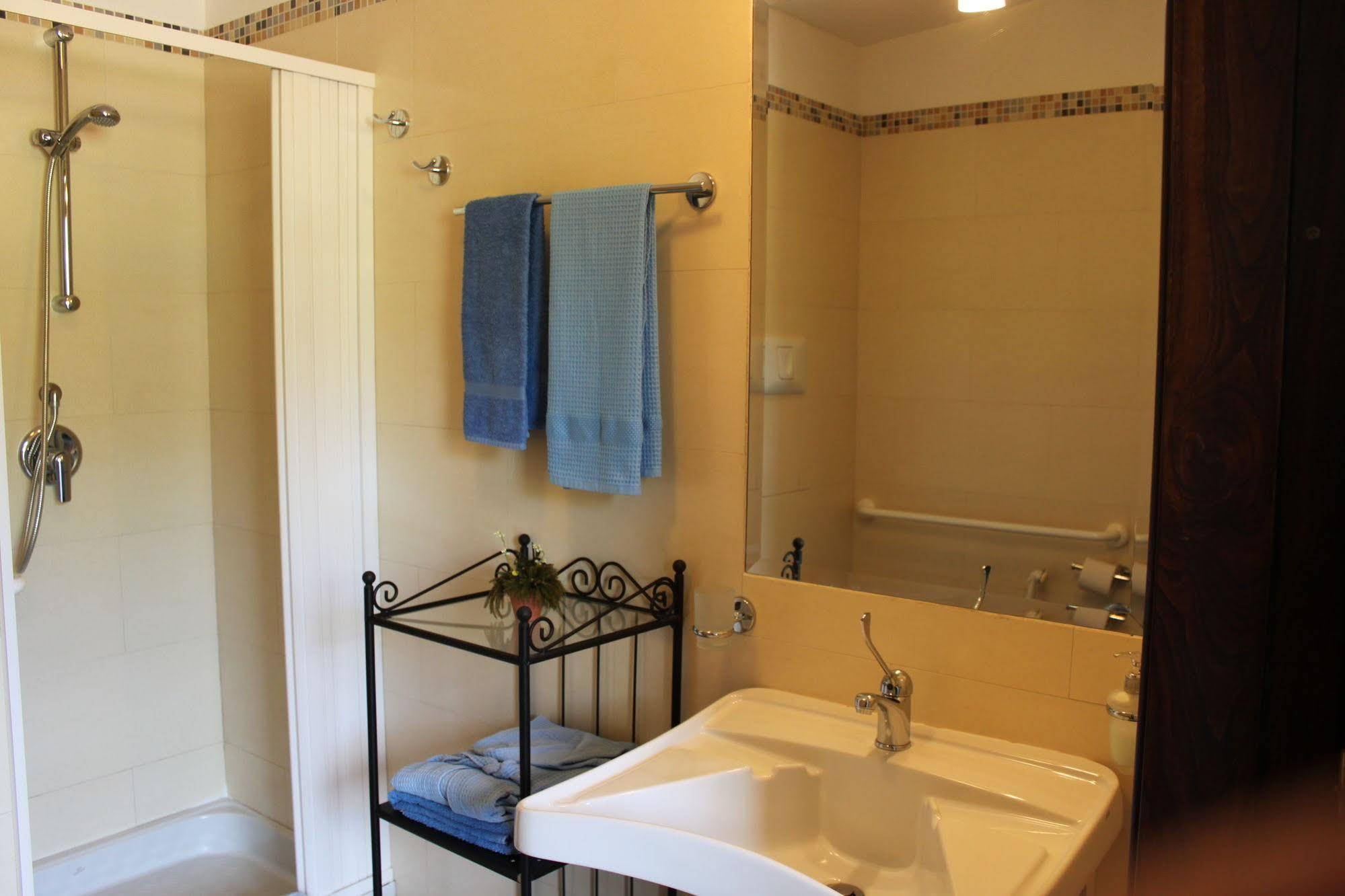 Flegrea House Aparthotel Ποτσουόλι Εξωτερικό φωτογραφία