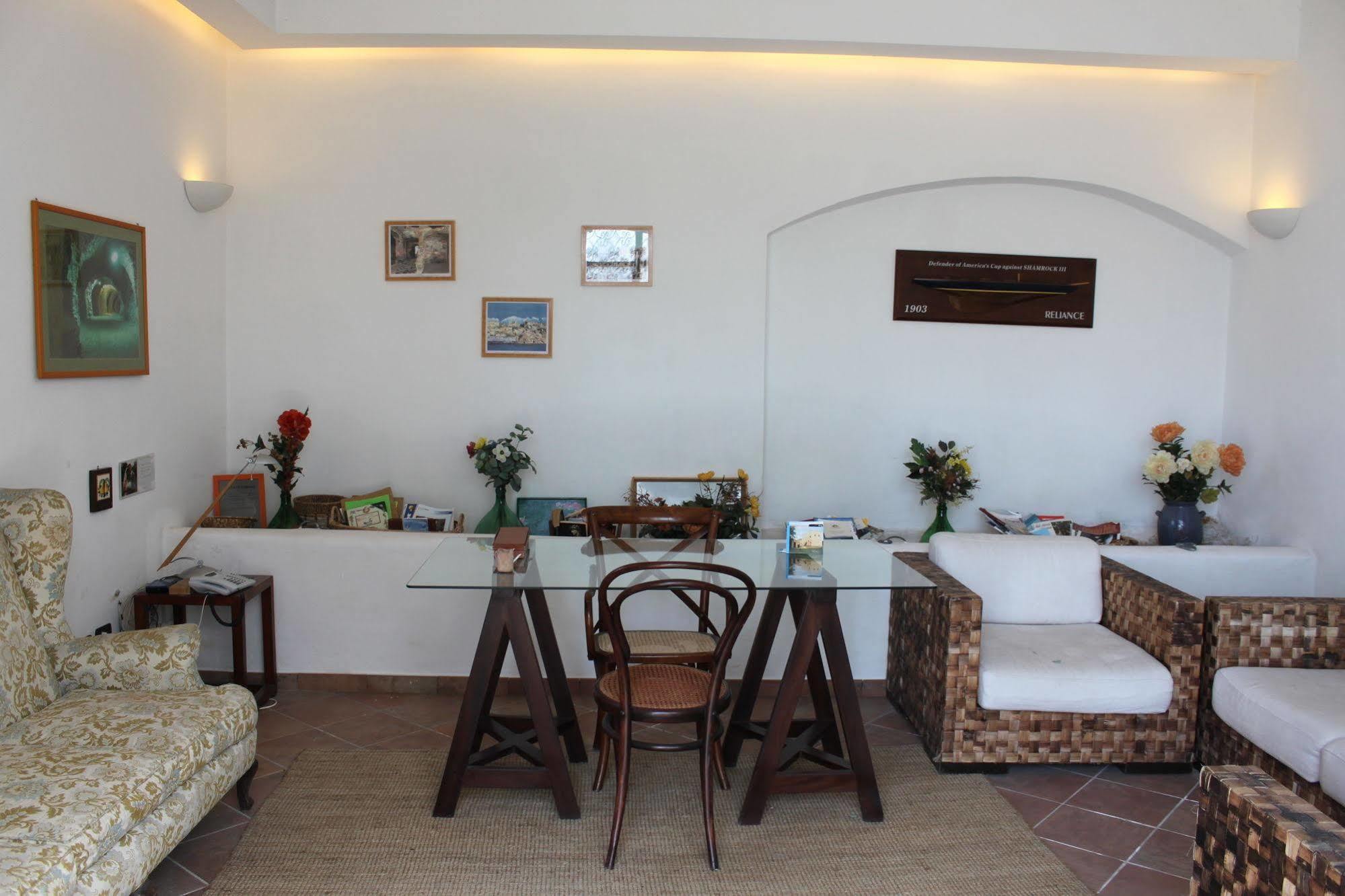 Flegrea House Aparthotel Ποτσουόλι Εξωτερικό φωτογραφία
